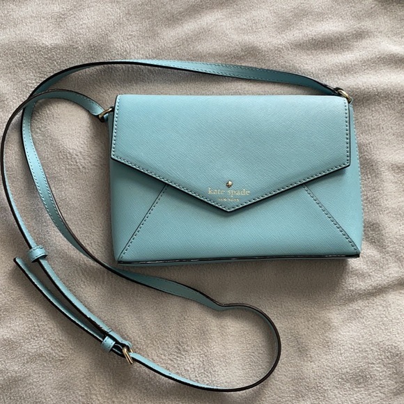 kate spade Handbags - Kate Spade crossbody bag